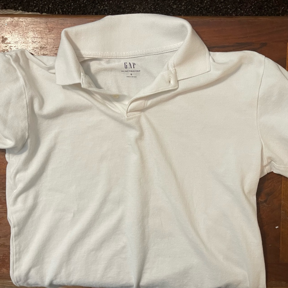 White Gap pique polo